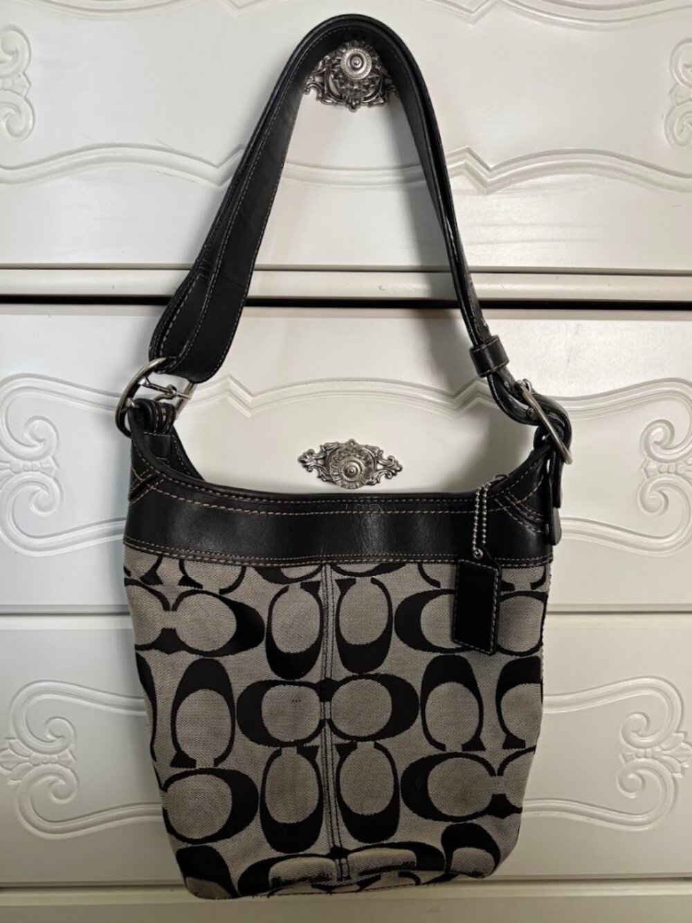 Coach shoulder bag